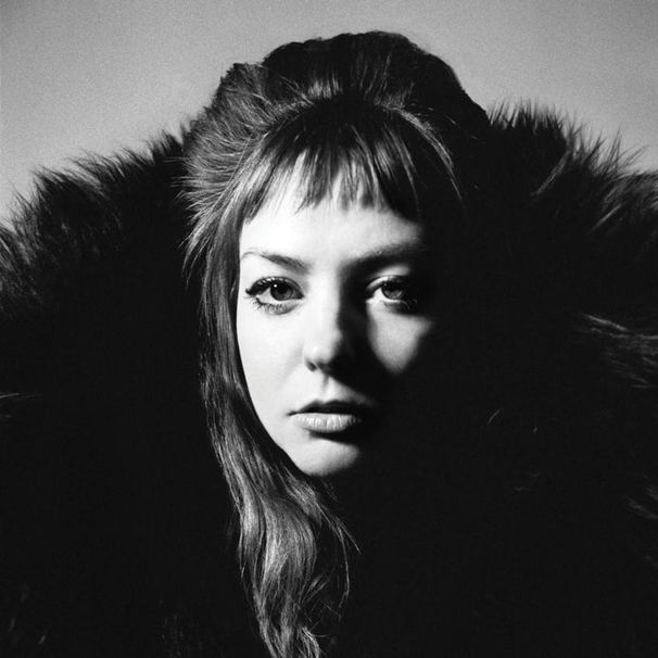 Angel Olsen - All Mirrors - Tekst piosenki, lyrics | Tekściki.pl