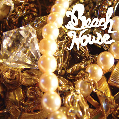 Beach House - Beach House - Tekst piosenki, lyrics | Tekściki.pl