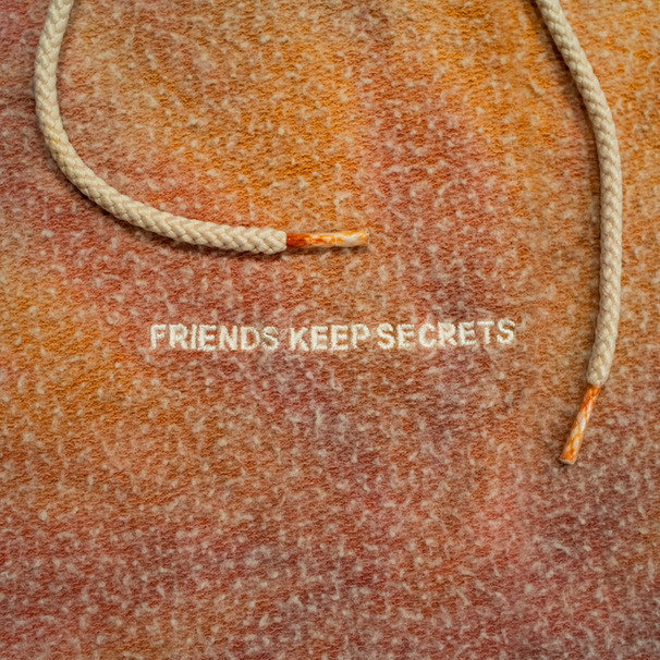 Benny Blanco - FRIENDS KEEP SECRETS 2 - Tekst piosenki, lyrics | Tekściki.pl