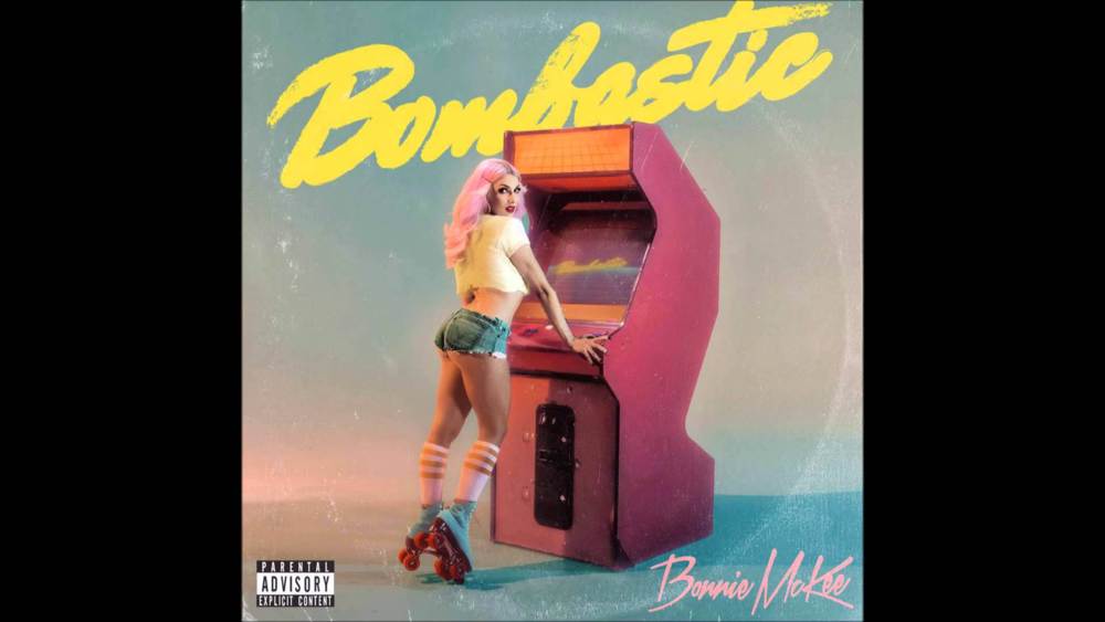 Bonnie McKee - Bombastic - Tekst piosenki, lyrics | Tekściki.pl