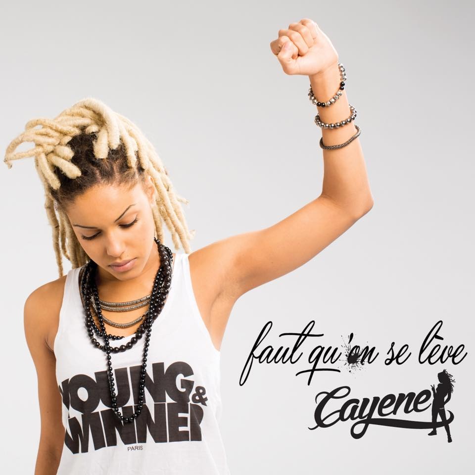 Cayene - Faut Qu'on Se Lève - Tekst piosenki, lyrics | Tekściki.pl