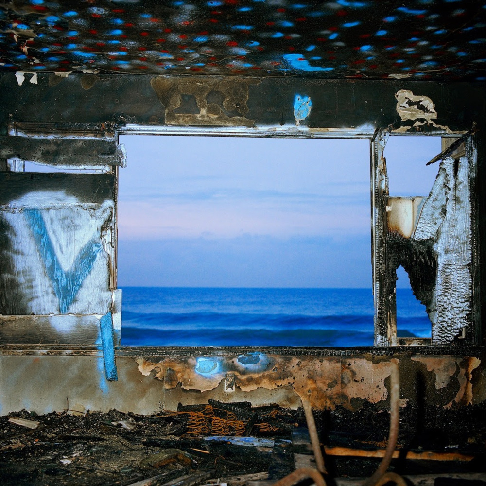 Deerhunter - Fading Frontier - Tekst piosenki, lyrics | Tekściki.pl