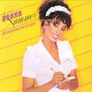 Donna Summer - She Works Hard For The Money - Tekst piosenki, lyrics | Tekściki.pl