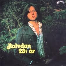 Halvdan Sivertsen - Halvdan 23 1/2 år - Tekst piosenki, lyrics | Tekściki.pl