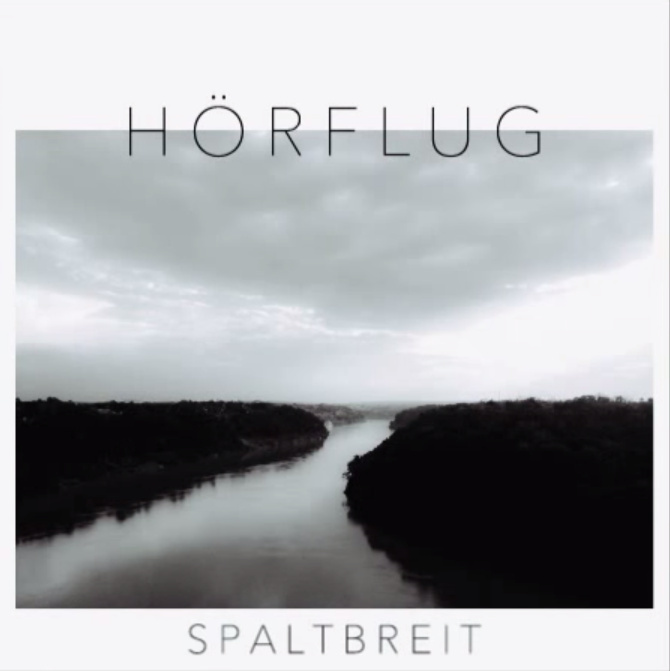 Hörflug - Spaltbreit - Tekst piosenki, lyrics | Tekściki.pl