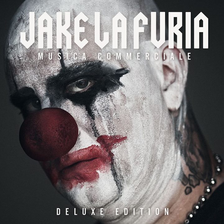 Jake La Furia - Musica Commerciale Deluxe Edition - Tekst piosenki, lyrics | Tekściki.pl