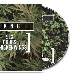 KNG - Sex, Drugs & Chickenwings - Tekst piosenki, lyrics | Tekściki.pl