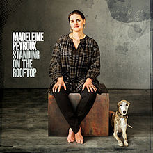 Madeleine Peyroux - Standing On The Rooftop - Tekst piosenki, lyrics | Tekściki.pl