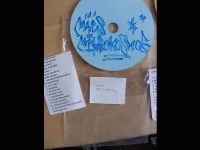 Maeckes - Mäc's Mikrokosmos - Tekst piosenki, lyrics | Tekściki.pl