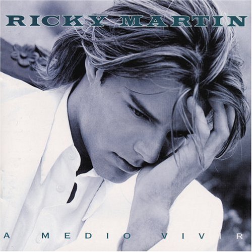 Ricky Martin - A Medio Vivir - Tekst piosenki, lyrics | Tekściki.pl