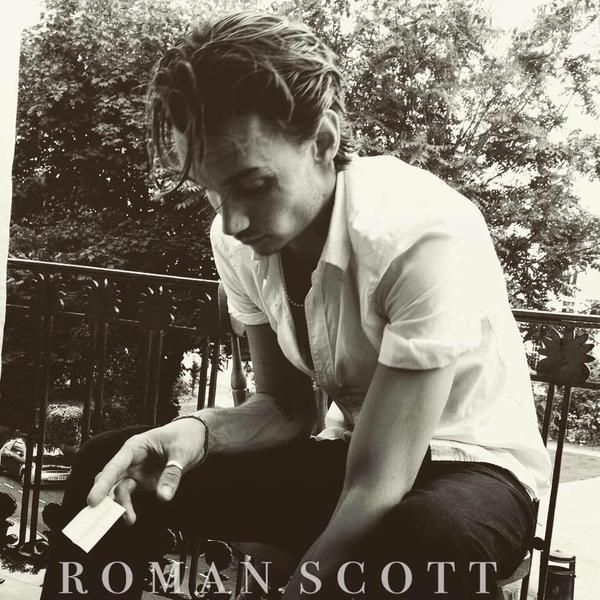 Roman Scott - Roman Scott EP - Tekst piosenki, lyrics | Tekściki.pl