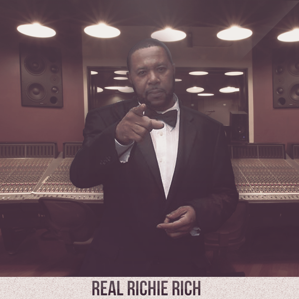 The Real Richie Rich - The Real Richie Rich - Tekst piosenki, lyrics | Tekściki.pl