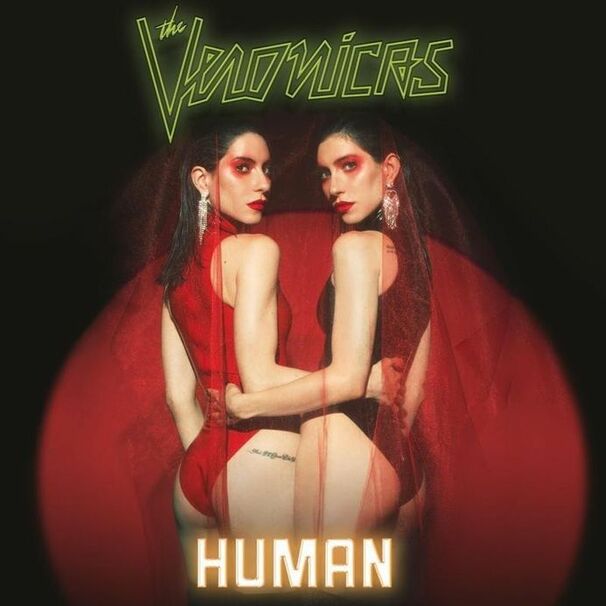 The Veronicas - HUMAN - Tekst piosenki, lyrics | Tekściki.pl