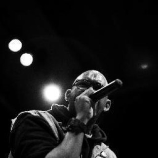 AMS - Artysta, teksty piosenek, lyrics - teksciki.pl