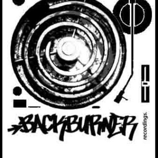 Backburner - Artysta, teksty piosenek, lyrics - teksciki.pl