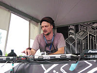 DJ Koze - Artysta, teksty piosenek, lyrics - teksciki.pl