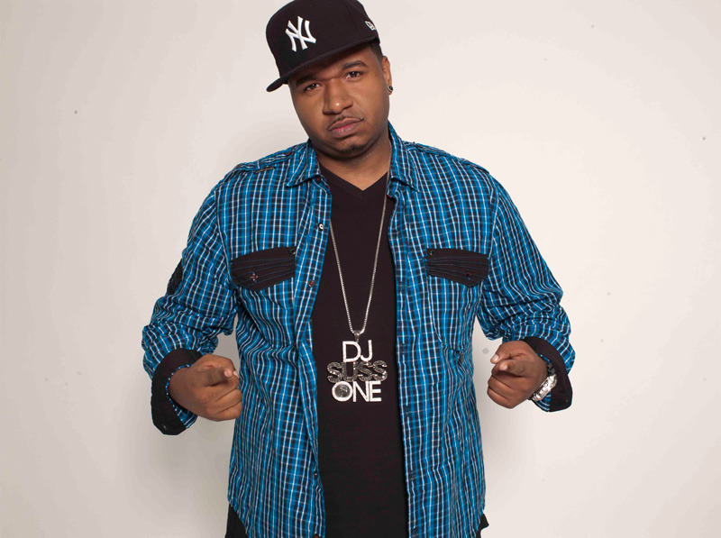 DJ Suss One - Artysta, teksty piosenek, lyrics - teksciki.pl