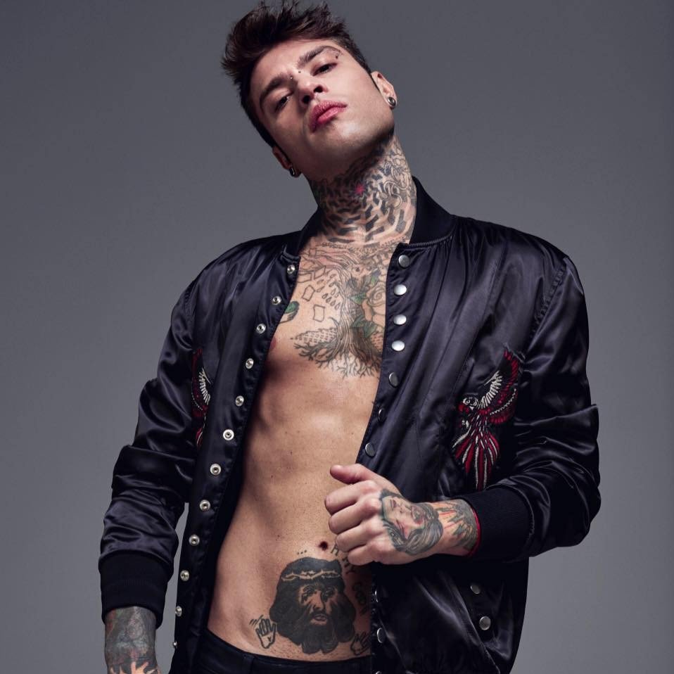 Fedez - Artysta, teksty piosenek, lyrics - teksciki.pl