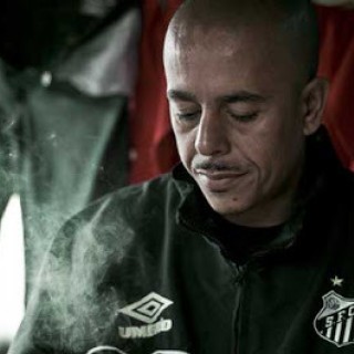 Helião - Artysta, teksty piosenek, lyrics - teksciki.pl