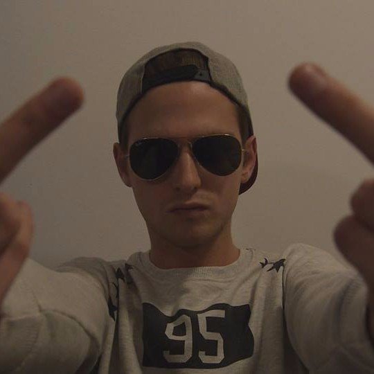 Johnny Diggson - Artysta, teksty piosenek, lyrics - teksciki.pl