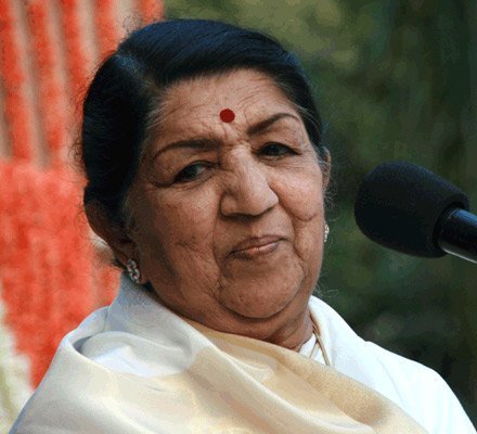 Lata Mangeshkar - Artysta, teksty piosenek, lyrics - teksciki.pl