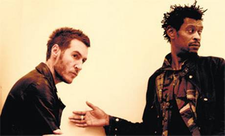 Massive Attack - Artysta, teksty piosenek, lyrics - teksciki.pl