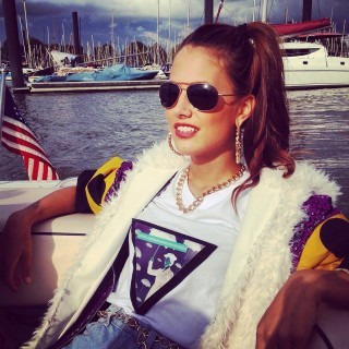 Naya Isso - Artysta, teksty piosenek, lyrics - teksciki.pl