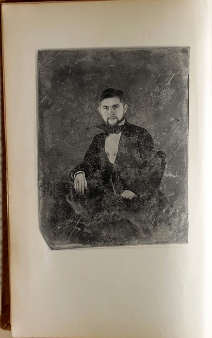 Phong Nguyen - Artysta, teksty piosenek, lyrics - teksciki.pl