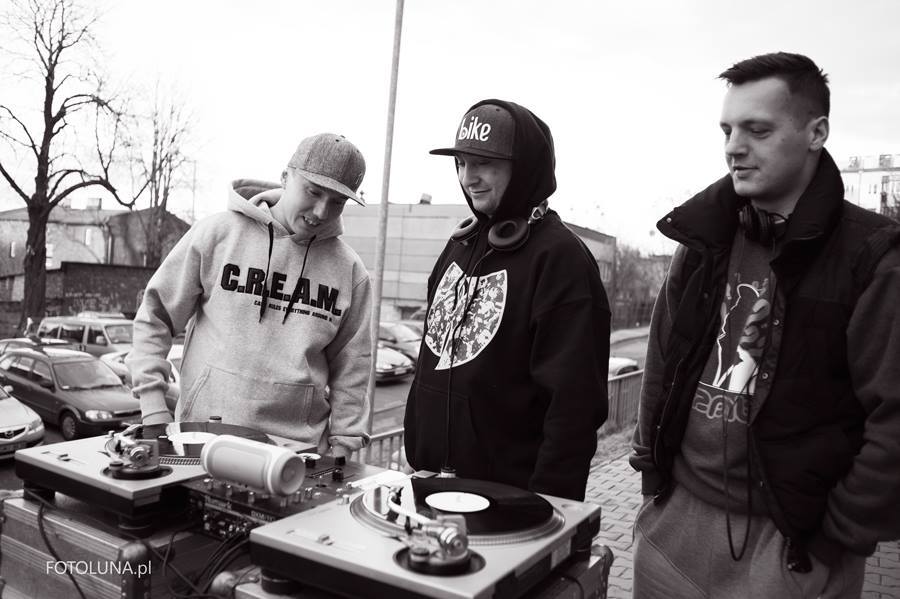 Pokahontaz - Artysta, teksty piosenek, lyrics - teksciki.pl