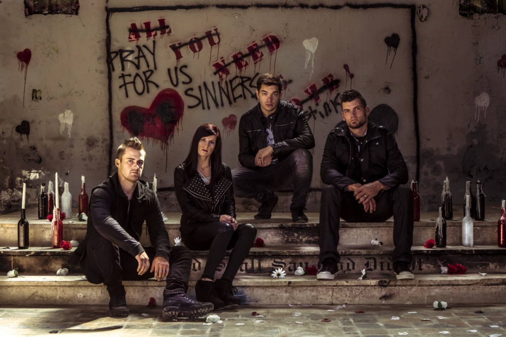 Scarlet White - Artysta, teksty piosenek, lyrics - teksciki.pl