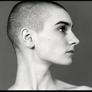 Sinéad O'Connor - Artysta, teksty piosenek, lyrics - teksciki.pl