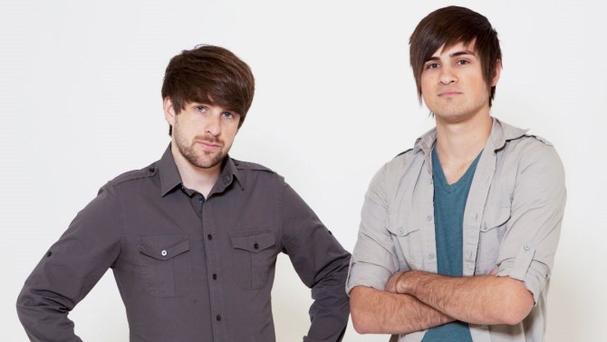 Smosh - Artysta, teksty piosenek, lyrics - teksciki.pl