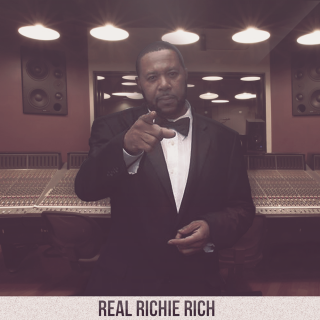 The Real Richie Rich - Artysta, teksty piosenek, lyrics - teksciki.pl