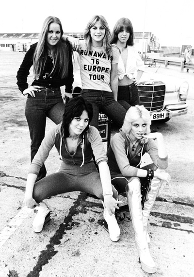 The Runaways - Artysta, teksty piosenek, lyrics - teksciki.pl