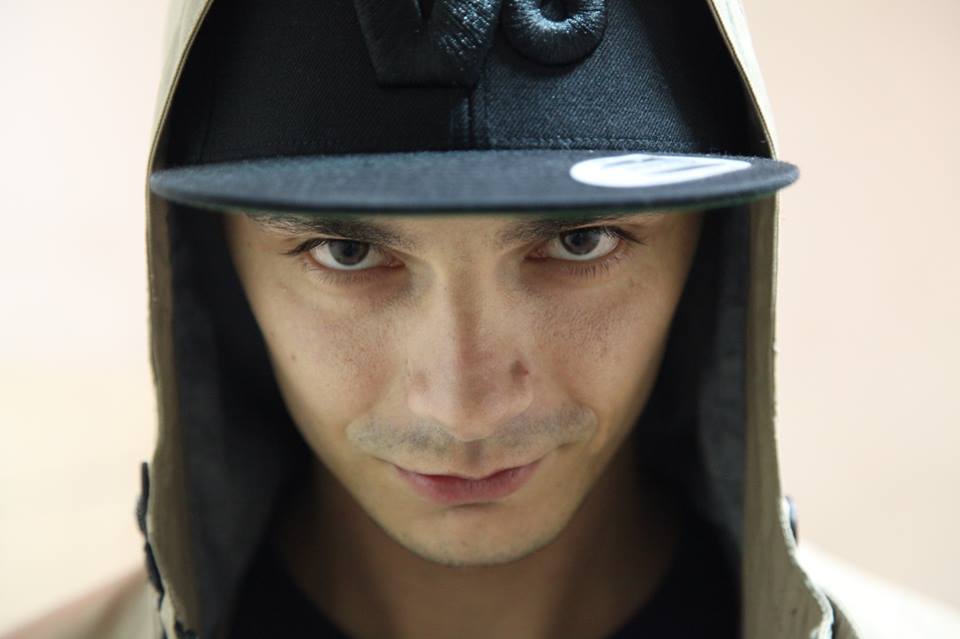 Wirus - Artysta, teksty piosenek, lyrics - teksciki.pl