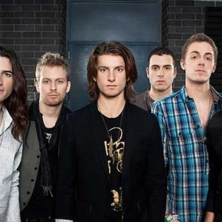 2AM Club - Fire - Tekst piosenki, lyrics - teksciki.pl