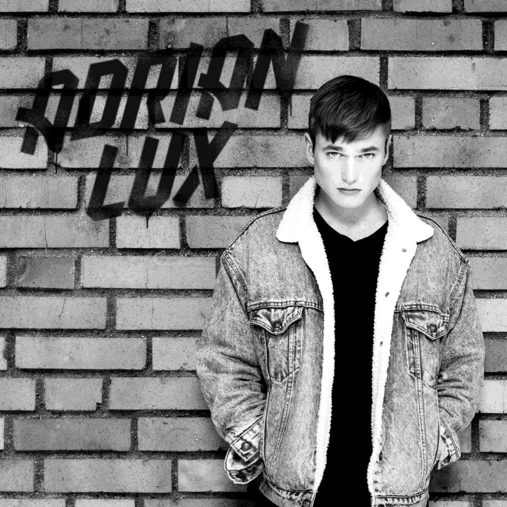 Adrian Lux - Alive - Basto Dub - Tekst piosenki, lyrics - teksciki.pl