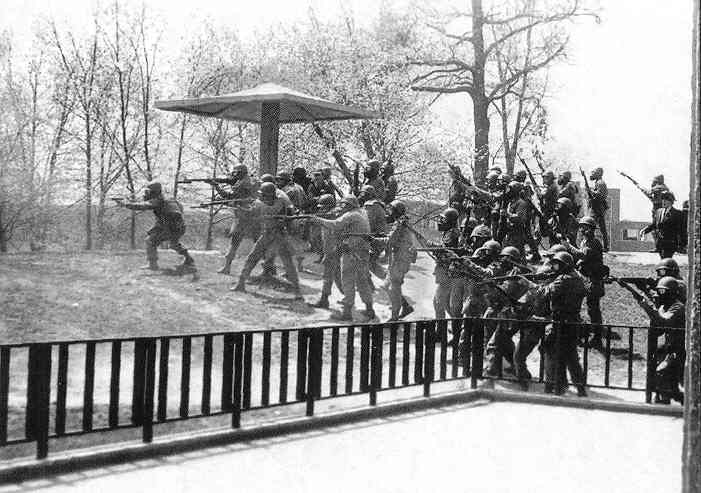 Big Teach - Interlude II - Tekst piosenki, lyrics - teksciki.pl