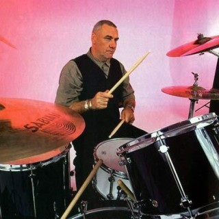 Bill Ward - Living Naked - Tekst piosenki, lyrics - teksciki.pl