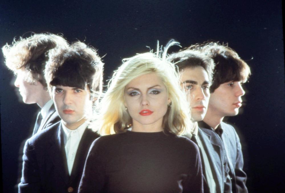 Blondie - A Rose by Any Name - Tekst piosenki, lyrics - teksciki.pl