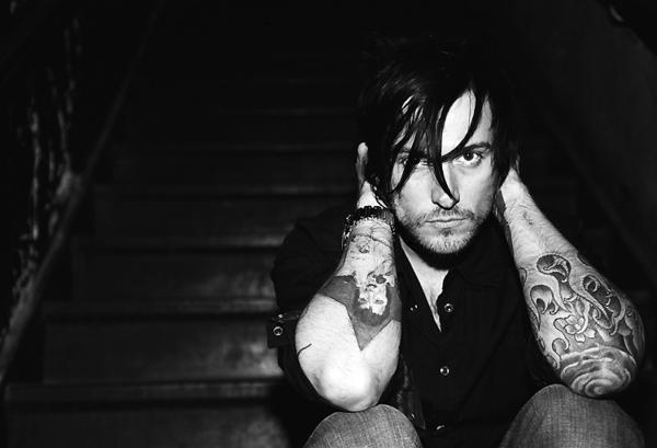 Butch Walker - Synthesizers - Tekst piosenki, lyrics - teksciki.pl