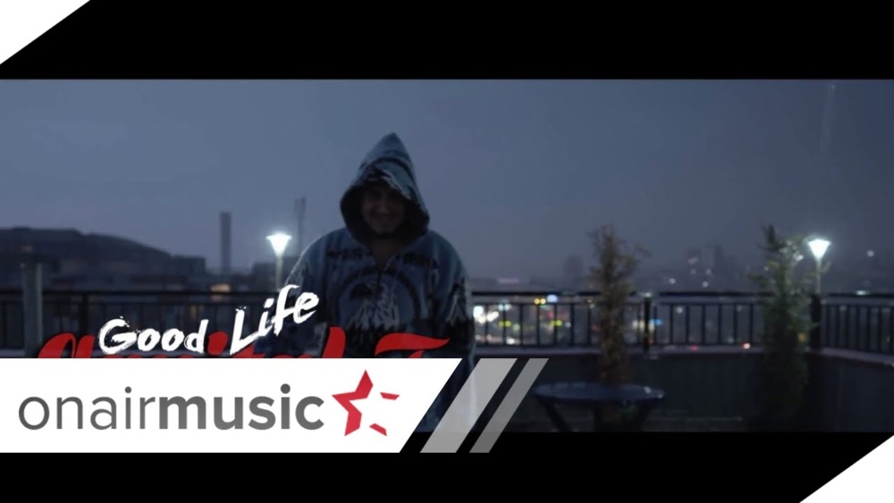 Capital T - Good Life - Tekst piosenki, lyrics - teksciki.pl