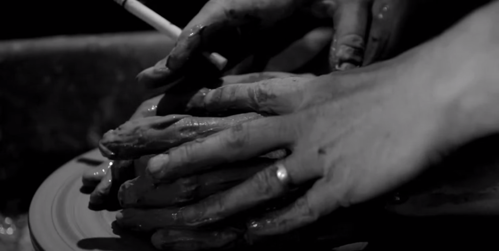 Cate Le Bon - Are You With Me Now? - Tekst piosenki, lyrics - teksciki.pl