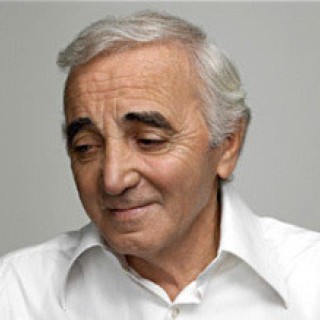 Charles Aznavour - Les Plaisirs Demodes - Tekst piosenki, lyrics - teksciki.pl