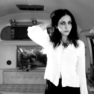 Chelsea Wolfe - Carrion Flowers - Tekst piosenki, lyrics - teksciki.pl
