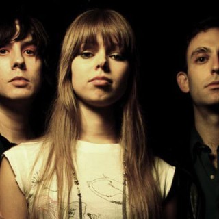 Chromatics - Baby - Tekst piosenki, lyrics - teksciki.pl