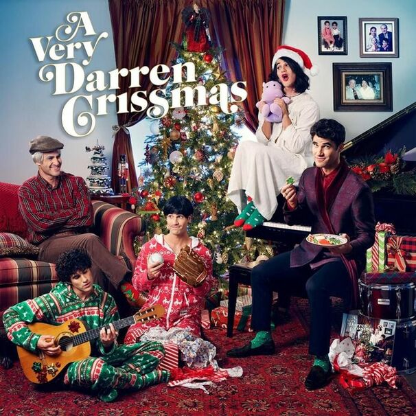 Darren Criss - The Christmas Song (Chestnuts Roasting on an Open Fire) - Tekst piosenki, lyrics - teksciki.pl