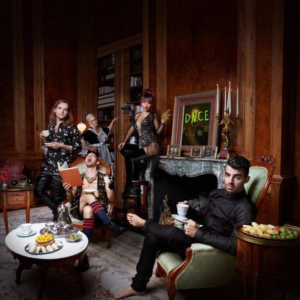 DNCE - Almost - Tekst piosenki, lyrics - teksciki.pl