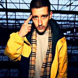 Erik Urano - Subterráneo - Tekst piosenki, lyrics - teksciki.pl