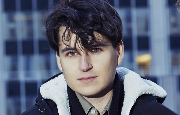 Ezra Koenig - Ezra Koenig's Batshit "Nothing Was The Same" Review Written Word Interlude - Tekst piosenki, lyrics - teksciki.pl